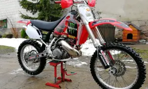 Honda CR 80 ile ma koni? Zaskakujące fakty o mocy silnika