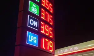 Ile kosztuje 1l benzyny? Zaskakujące zmiany cen paliw w Polsce