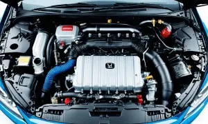 Gdzie jest płyn chłodniczy w Honda Civic VIII? Oto prosta lokalizacja