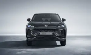 Nowe MG HS w całej okazałości. Sprawdź jego wymiary i nowoczesny design.