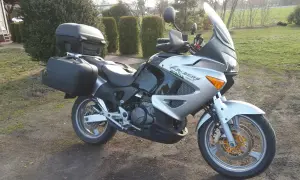 Honda varadero 1000 od kiedy wtrysk paliwa i dlaczego to ważne