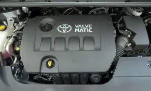 Silnik Valvematic w Toyota Verso 1.8 benzyna. Czysty i zadbany, gotowy do jazdy.