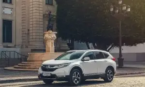 Honda CR-V jaki silnik wybrać? Porównanie opcji i osiągów