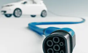 Jak dobrać odpowiedni prąd do ładowania samochodu elektrycznego bez błędów?