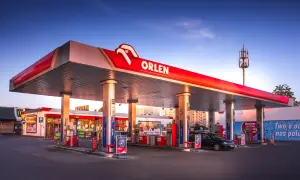 Ile zarabia kierownik stacji Orlen? Zaskakujące fakty o wynagrodzeniu