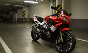 Honda NSR 125 ile koni? Odkryj moc i osiągi tego motocykla