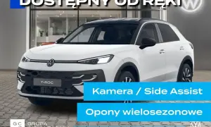 Nowy T-Roc z kamerą i asystentem parkowania, dostępny od ręki. Idealny na każdą pogodę dzięki oponom wielosezonowym.