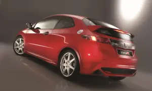 Honda Civic ile koni - moc silników różnych modeli i generacji