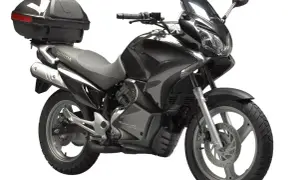 Ile oleju w Honda Varadero 125? Kluczowe informacje i porady