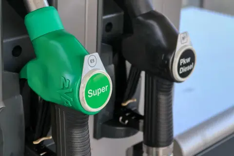 Ile pali honda accord 2.0 benzyna? Sprawdź rzeczywiste spalanie!