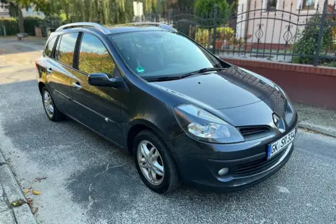 Jakie felgi do Renault Clio 2 – idealne dopasowanie i najlepsze modele