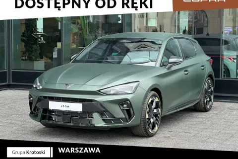 Zielony Cupra Leon dostępny od ręki w Warszawie. Sprawdź atrakcyjną cupra auto cena!