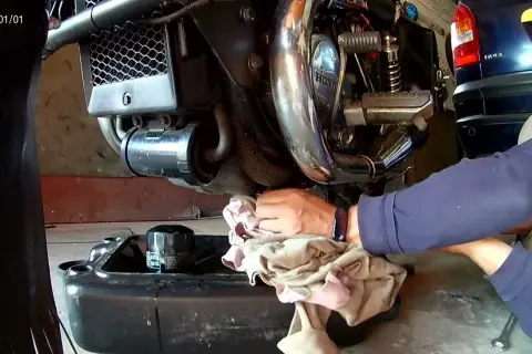 Ile oleju potrzebuje Honda Shadow 750? Sprawdź, aby uniknąć problemów
