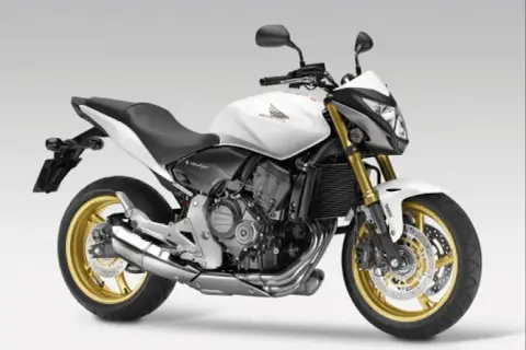 Ile płynu chłodniczego w Honda Hornet 600? Oto co musisz wiedzieć