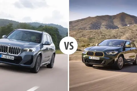 Dwa BMW X2 na drodze, jedno szare z przodu, drugie zielone z tyłu, w scenerii górskiej.
