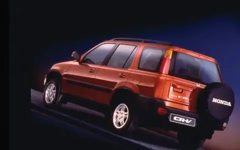 Jaki olej do hondy CR-V 2.0 benzyna, aby uniknąć kosztownych napraw?