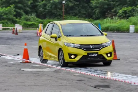 VSA Honda - co to jest i jak wpływa na bezpieczeństwo jazdy?