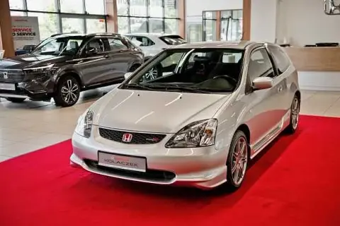 Ile kosztuje honda civic type r? Zaskakujące ceny i opcje w Polsce