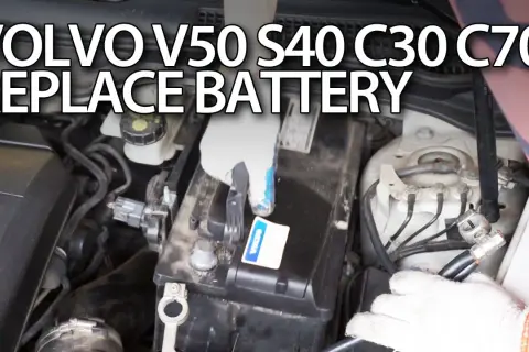 Jaki akumulator do Volvo V50 2.0 diesel? Sprawdź, co wybrać, aby uniknąć problemów