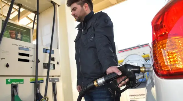 Jak wygląda diesel paliwo? Cechy i właściwości, które musisz znać