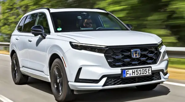 Kiedy nowa Honda CR-V w Polsce? Sprawdź dostępność i szczegóły
