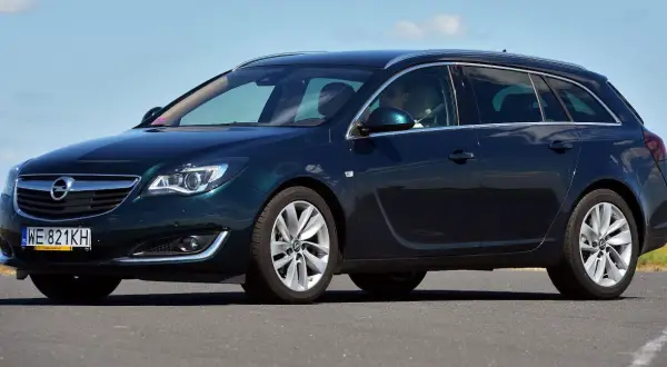 Opel Insignia jaki silnik wybrać, aby uniknąć wysokich kosztów eksploatacji?