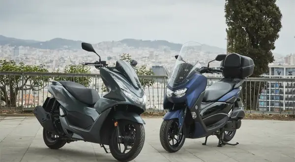 Yamaha NMAX 125 czy Honda PCX 125 – który skuter wybrać dla siebie?