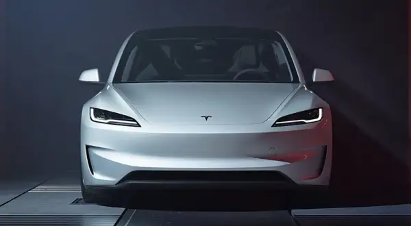 Ile koni ma Tesla? Porównanie mocy modeli Model 3, S i X