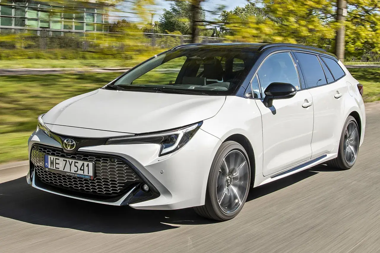 Ile kosztuje Toyota Corolla? Sprawdź ceny i uniknij przepłacania