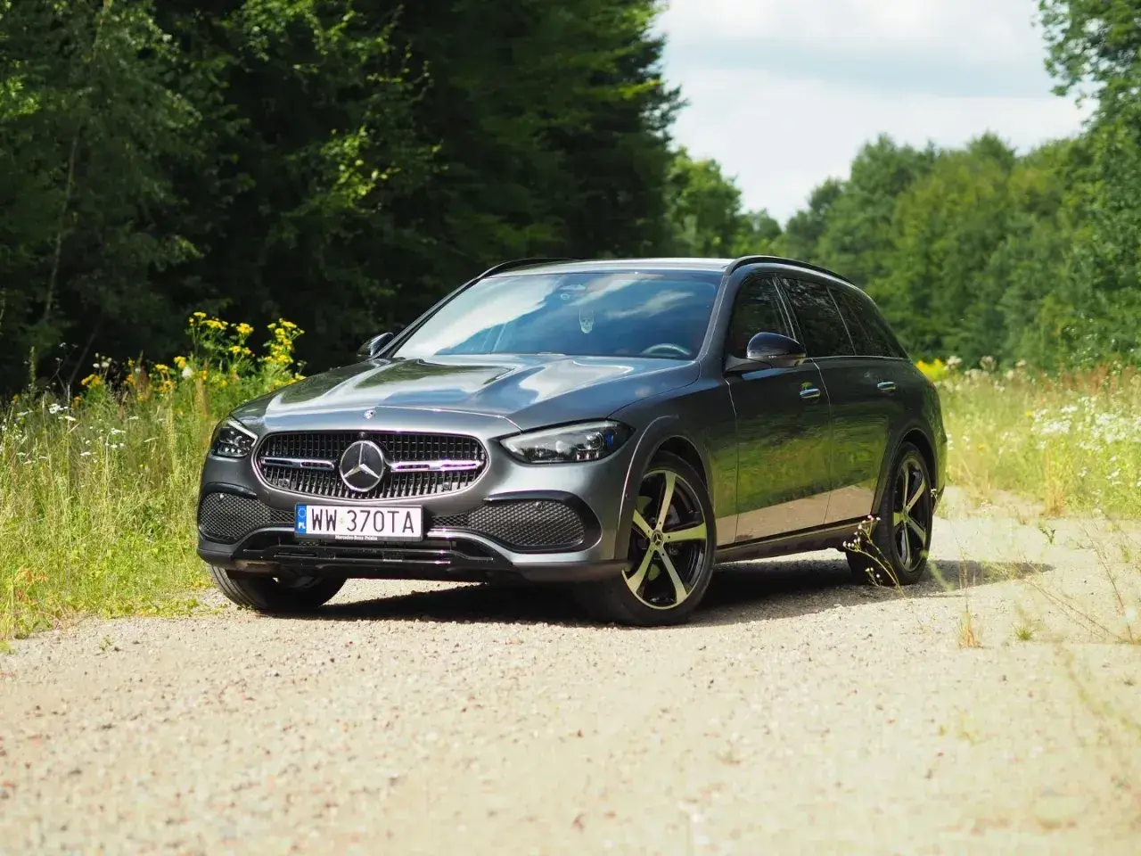 Ile pali Mercedes C klasa 2.0 benzyna? Zaskakujące dane o spalaniu