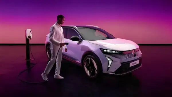 Ile się ładuje samochód elektryczny? Sprawdź, co wpływa na czas ładowania